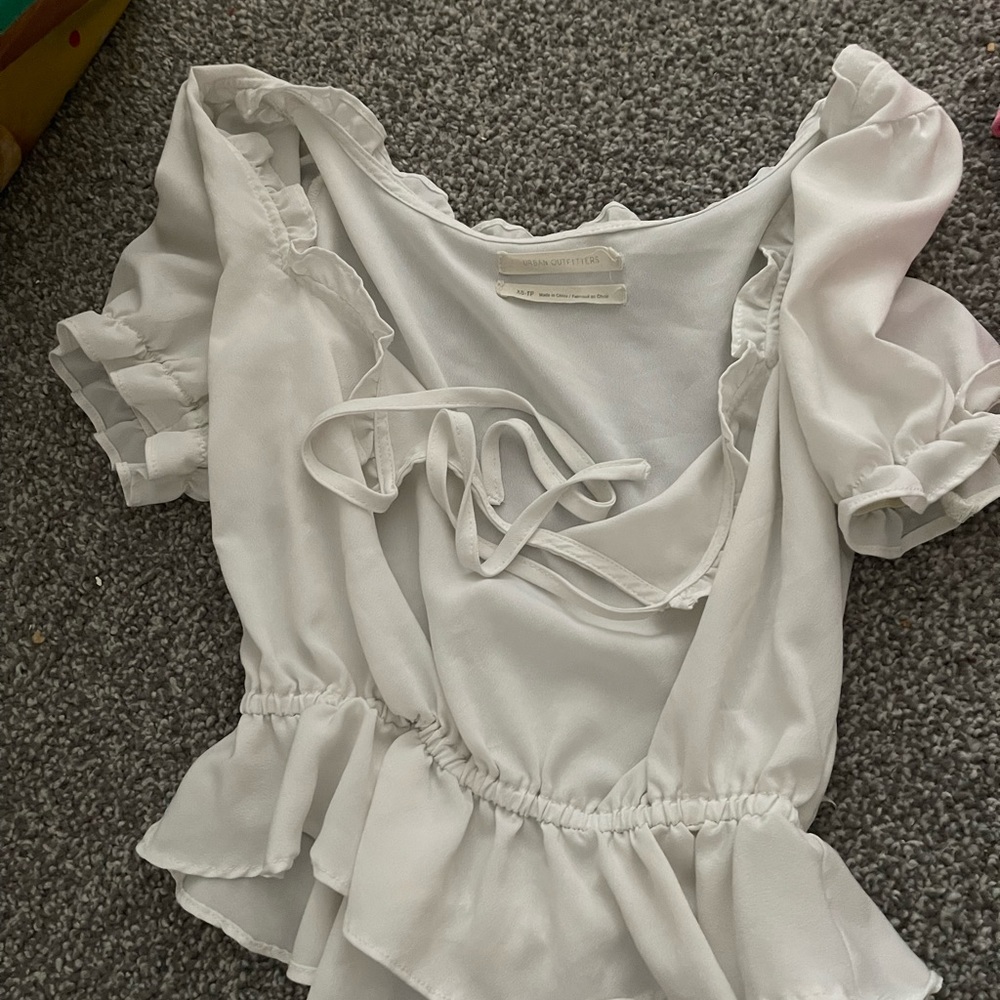 COPY - White urban blouse size xs